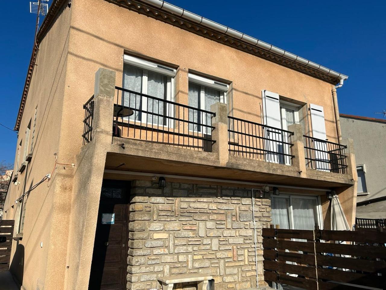Appartement Les Voyages De Romane Narbonne Buitenkant foto