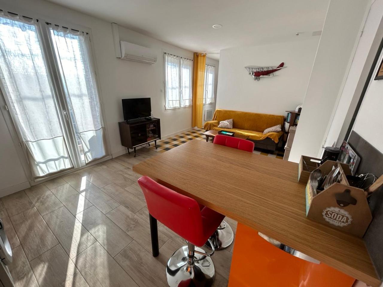 Appartement Les Voyages De Romane Narbonne Buitenkant foto